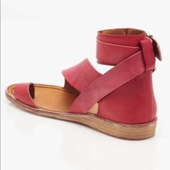 FP Vale Sandal - Picture 7 of 10